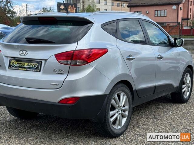 Серый Хендай их35, объемом двигателя 2 л и пробегом 192 тыс. км за 12999 $, фото 5 на Automoto.ua
