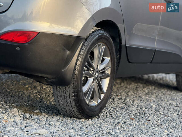 Сірий Хендай іх35, об'ємом двигуна 2 л та пробігом 230 тис. км за 14450 $, фото 22 на Automoto.ua