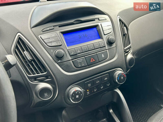 Хендай их35 2013 в Белой Церкве на Automoto.ua Серый Хендай их35, объемом двигателя 1.7 л и пробегом 231 тыс. км за 11999 $, фото 25 на Automoto.ua