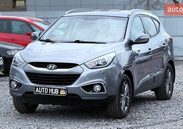 Сірий Хендай іх35, об'ємом двигуна 2 л та пробігом 240 тис. км за 13000 $, фото 4 на Automoto.ua