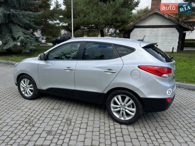 Сірий Хендай іх35, об'ємом двигуна 2 л та пробігом 253 тис. км за 13900 $, фото 7 на Automoto.ua