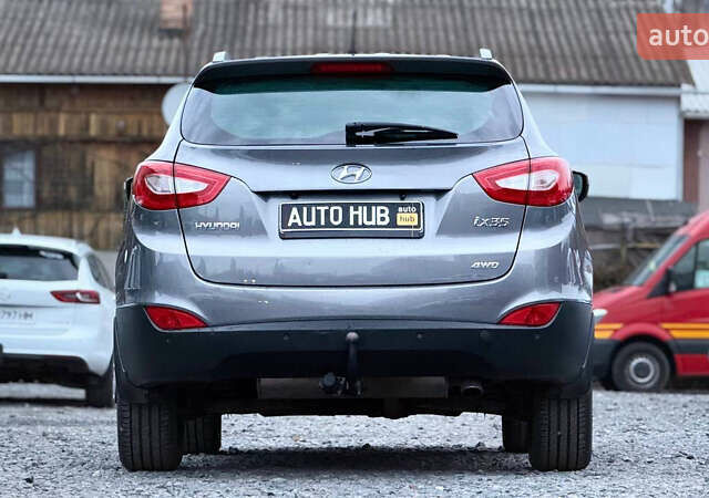 Сірий Хендай іх35, об'ємом двигуна 2 л та пробігом 240 тис. км за 13000 $, фото 10 на Automoto.ua