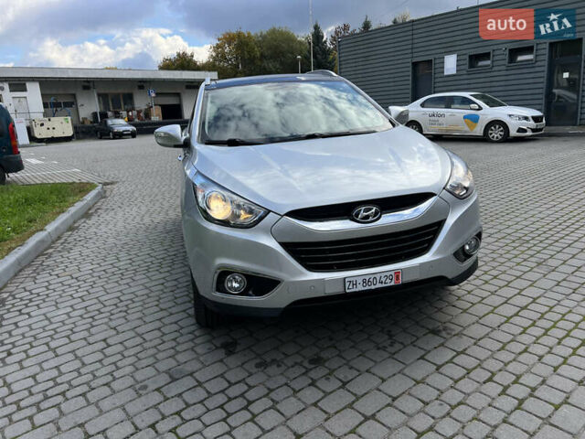 Сірий Хендай іх35, об'ємом двигуна 2 л та пробігом 253 тис. км за 13900 $, фото 18 на Automoto.ua