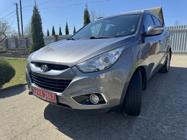 Серый Хендай их35, объемом двигателя 2 л и пробегом 222 тыс. км за 12300 $, фото 15 на Automoto.ua