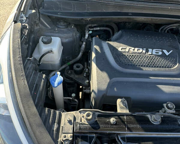 Сірий Хендай іх35, об'ємом двигуна 2 л та пробігом 121 тис. км за 13500 $, фото 27 на Automoto.ua