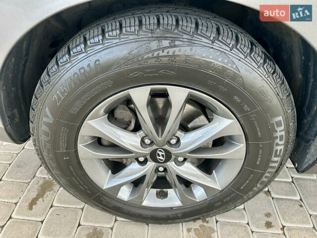 Хендай их35 2013 в Белой Церкве на Automoto.ua Серый Хендай их35, объемом двигателя 1.7 л и пробегом 231 тыс. км за 11999 $, фото 9 на Automoto.ua