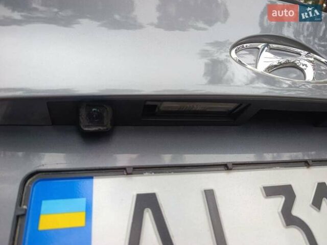 Серый Хендай их35, объемом двигателя 2 л и пробегом 193 тыс. км за 13850 $, фото 38 на Automoto.ua