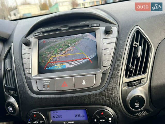 Сірий Хендай іх35, об'ємом двигуна 2 л та пробігом 178 тис. км за 11999 $, фото 15 на Automoto.ua