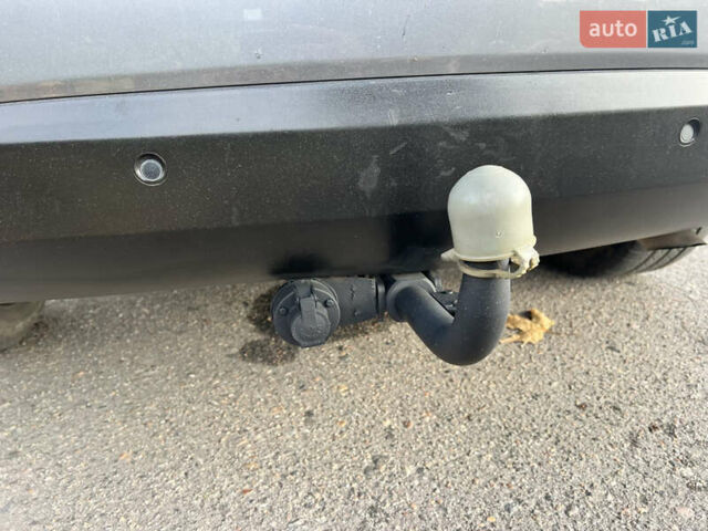 Сірий Хендай іх35, об'ємом двигуна 2 л та пробігом 178 тис. км за 11999 $, фото 24 на Automoto.ua