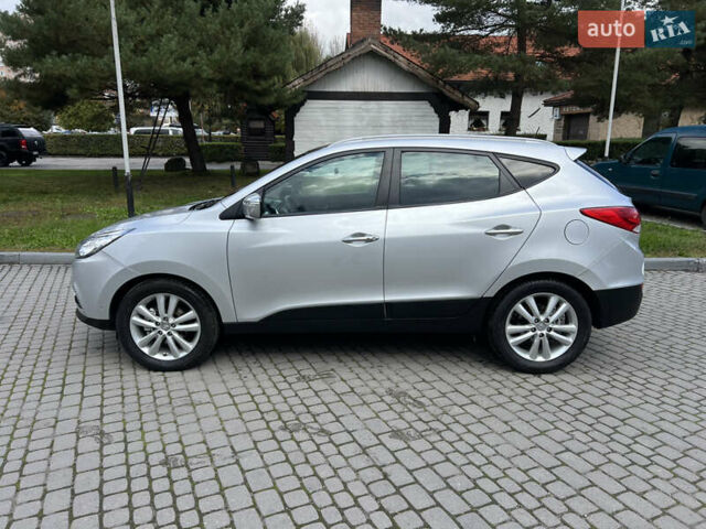 Сірий Хендай іх35, об'ємом двигуна 2 л та пробігом 253 тис. км за 13900 $, фото 5 на Automoto.ua