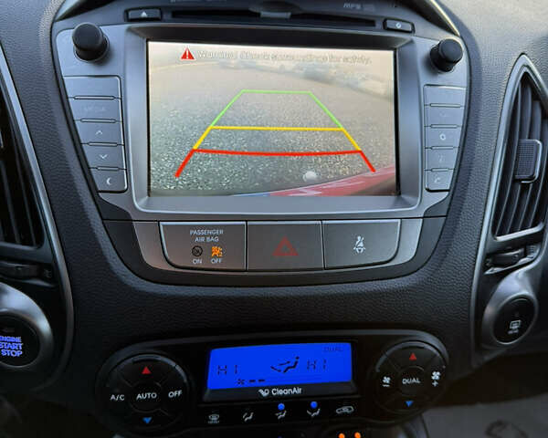 Сірий Хендай іх35, об'ємом двигуна 2 л та пробігом 230 тис. км за 14450 $, фото 34 на Automoto.ua