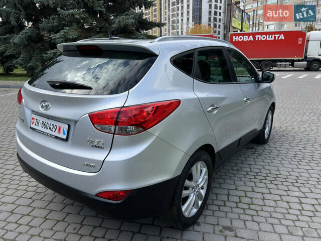 Сірий Хендай іх35, об'ємом двигуна 2 л та пробігом 253 тис. км за 13900 $, фото 14 на Automoto.ua