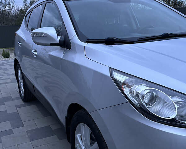 Хендай их35 2013 в Калуше на Automoto.ua Серый Хендай их35, объемом двигателя 2 л и пробегом 227 тыс. км за 12900 $, фото 17 на Automoto.ua