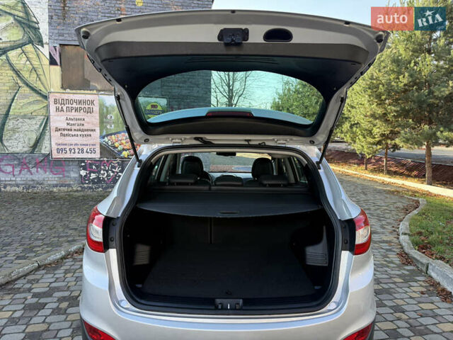 Серый Хендай их35, объемом двигателя 2 л и пробегом 187 тыс. км за 16600 $, фото 47 на Automoto.ua