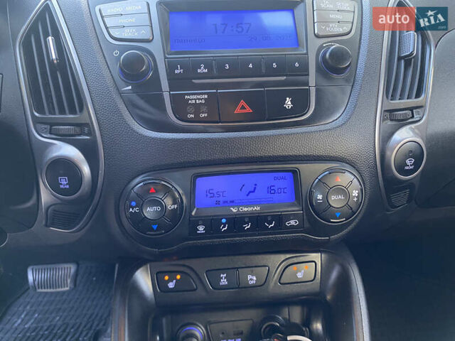 Хендай их35 2014 в Ивано-Франковске на Automoto.ua Серый Хендай их35, объемом двигателя 2 л и пробегом 96 тыс. км за 14600 $, фото 19 на Automoto.ua