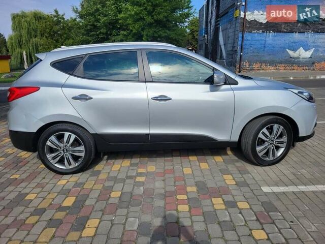 Серый Хендай их35, объемом двигателя 2 л и пробегом 221 тыс. км за 17150 $, фото 20 на Automoto.ua