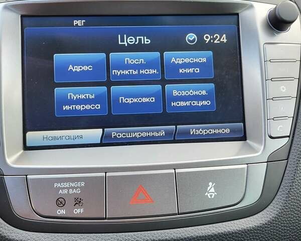 Серый Хендай их35, объемом двигателя 2 л и пробегом 221 тыс. км за 17150 $, фото 37 на Automoto.ua