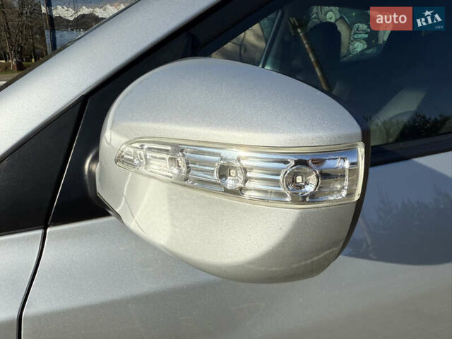 Серый Хендай их35, объемом двигателя 2 л и пробегом 187 тыс. км за 16600 $, фото 32 на Automoto.ua