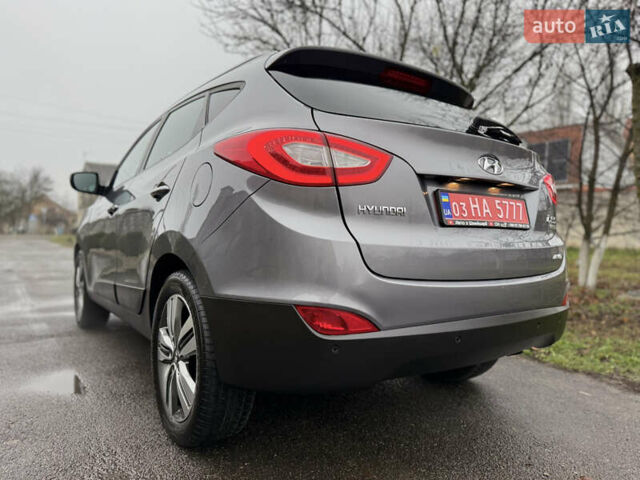 Серый Хендай их35, объемом двигателя 2 л и пробегом 124 тыс. км за 16850 $, фото 27 на Automoto.ua