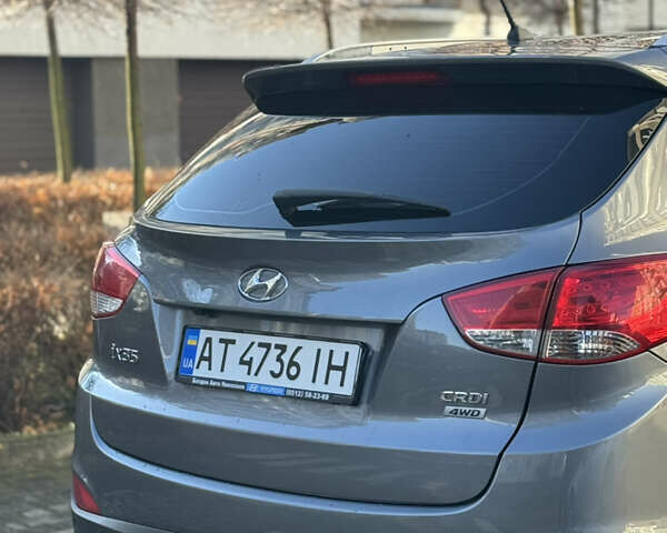 Серый Хендай их35, объемом двигателя 2 л и пробегом 96 тыс. км за 14899 $, фото 15 на Automoto.ua