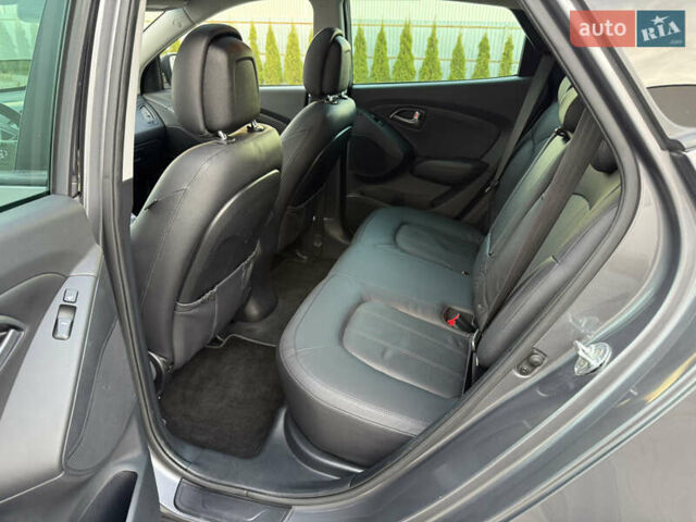 Сірий Хендай іх35, об'ємом двигуна 2 л та пробігом 124 тис. км за 16600 $, фото 73 на Automoto.ua