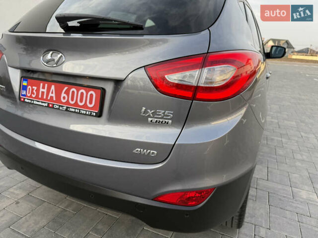 Сірий Хендай іх35, об'ємом двигуна 2 л та пробігом 124 тис. км за 16600 $, фото 37 на Automoto.ua
