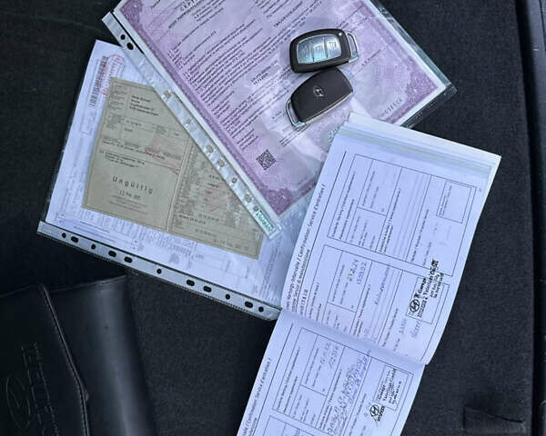 Серый Хендай их35, объемом двигателя 2 л и пробегом 180 тыс. км за 15000 $, фото 25 на Automoto.ua