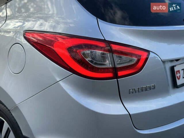 Хендай их35 2014 в Бродах на Automoto.ua Серый Хендай их35, объемом двигателя 2 л и пробегом 180 тыс. км за 15500 $, фото 8 на Automoto.ua