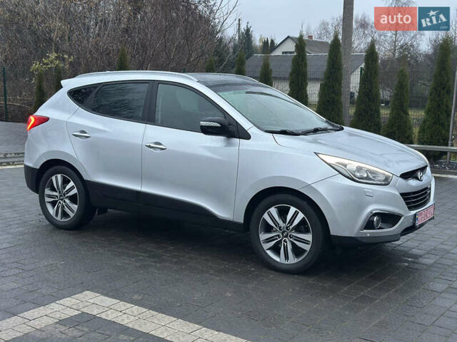 Серый Хендай их35, объемом двигателя 2 л и пробегом 180 тыс. км за 15100 $, фото 10 на Automoto.ua