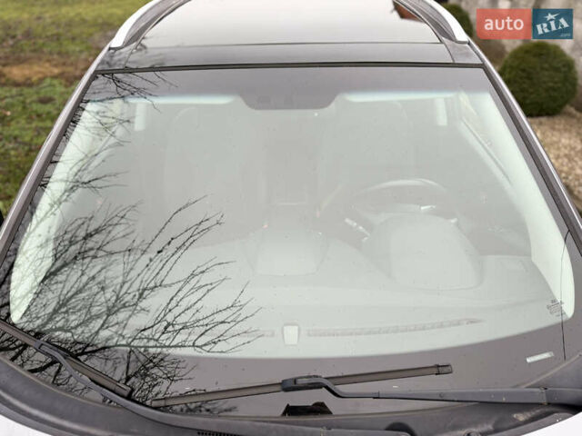 Серый Хендай их35, объемом двигателя 2 л и пробегом 124 тыс. км за 16850 $, фото 10 на Automoto.ua