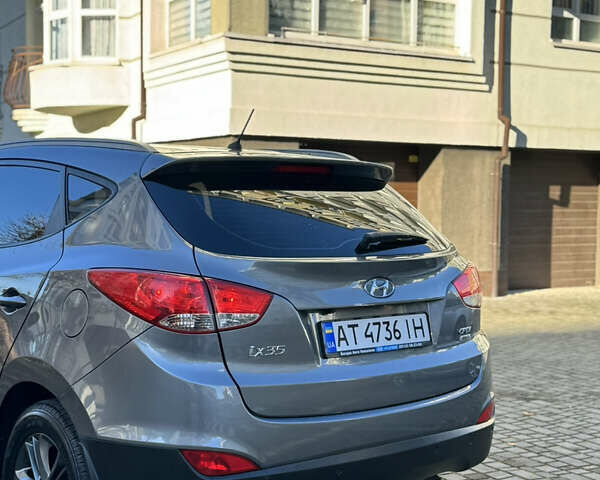 Серый Хендай их35, объемом двигателя 2 л и пробегом 96 тыс. км за 14899 $, фото 10 на Automoto.ua