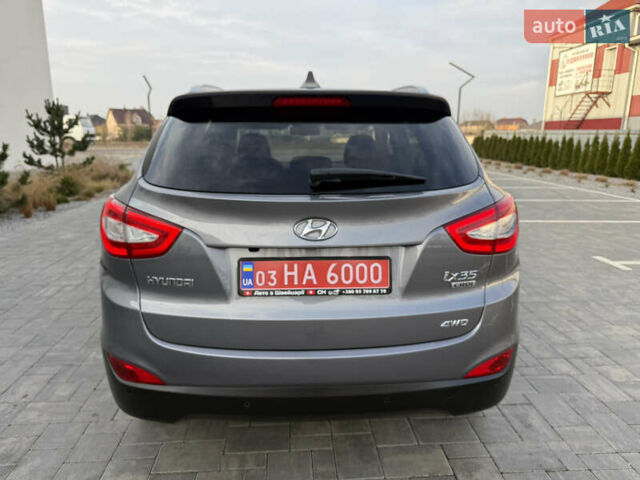 Сірий Хендай іх35, об'ємом двигуна 2 л та пробігом 124 тис. км за 16600 $, фото 33 на Automoto.ua