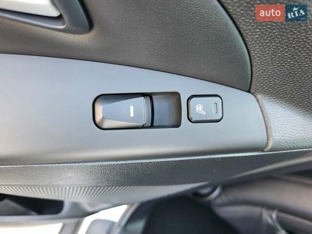 Серый Хендай их35, объемом двигателя 2 л и пробегом 221 тыс. км за 17150 $, фото 66 на Automoto.ua