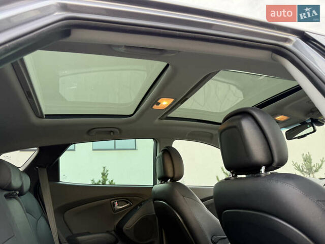 Сірий Хендай іх35, об'ємом двигуна 2 л та пробігом 124 тис. км за 16600 $, фото 82 на Automoto.ua