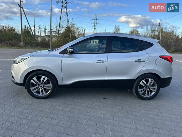 Хендай их35 2014 в Бродах на Automoto.ua Серый Хендай их35, объемом двигателя 2 л и пробегом 180 тыс. км за 15500 $, фото 6 на Automoto.ua