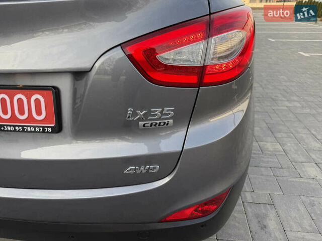 Сірий Хендай іх35, об'ємом двигуна 2 л та пробігом 124 тис. км за 16600 $, фото 36 на Automoto.ua