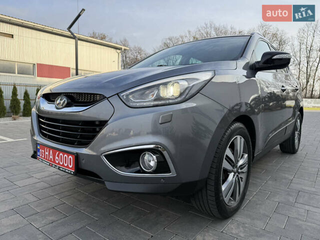 Сірий Хендай іх35, об'ємом двигуна 2 л та пробігом 124 тис. км за 16600 $, фото 11 на Automoto.ua