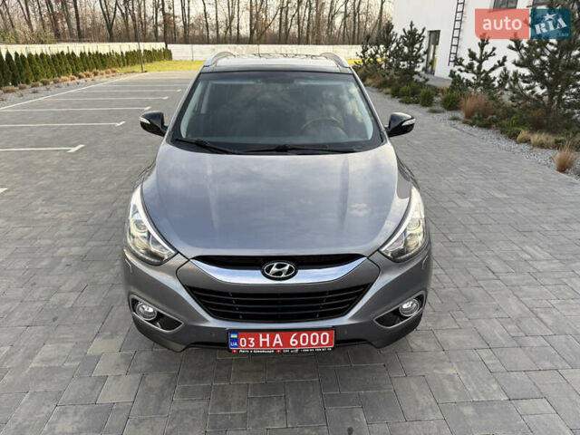 Сірий Хендай іх35, об'ємом двигуна 2 л та пробігом 124 тис. км за 16600 $, фото 5 на Automoto.ua