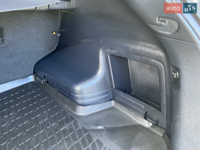 Хендай их35 2014 в Виннице на Automoto.ua Серый Хендай их35, объемом двигателя 1.7 л и пробегом 189 тыс. км за 14300 $, фото 29 на Automoto.ua