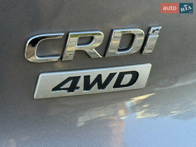 Серый Хендай их35, объемом двигателя 2 л и пробегом 96 тыс. км за 14899 $, фото 16 на Automoto.ua