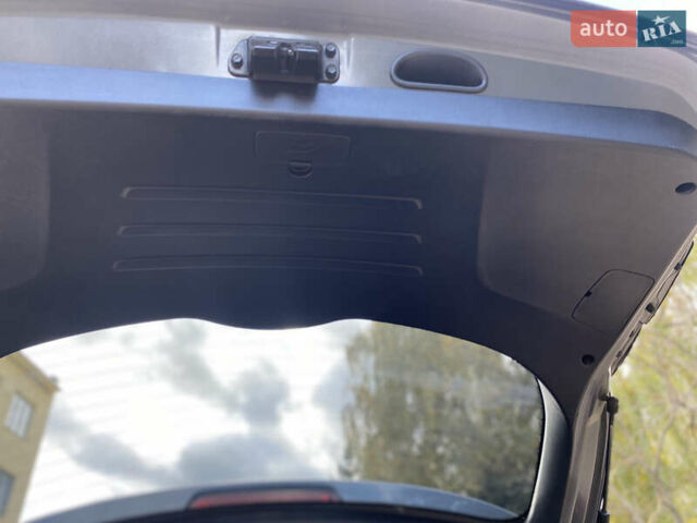 Хендай их35 2014 в Виннице на Automoto.ua Серый Хендай их35, объемом двигателя 1.7 л и пробегом 189 тыс. км за 14300 $, фото 30 на Automoto.ua