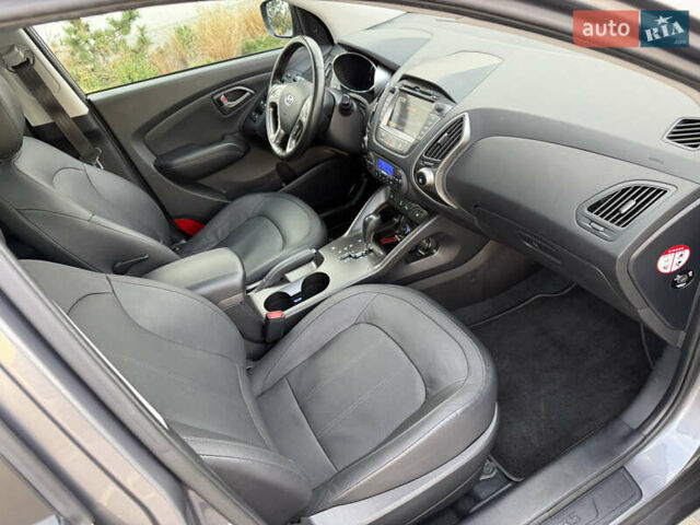 Сірий Хендай іх35, об'ємом двигуна 2 л та пробігом 124 тис. км за 16600 $, фото 85 на Automoto.ua