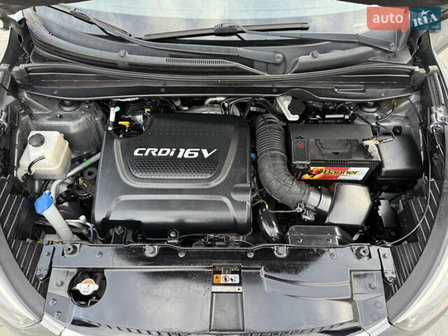 Сірий Хендай іх35, об'ємом двигуна 2 л та пробігом 124 тис. км за 16600 $, фото 93 на Automoto.ua