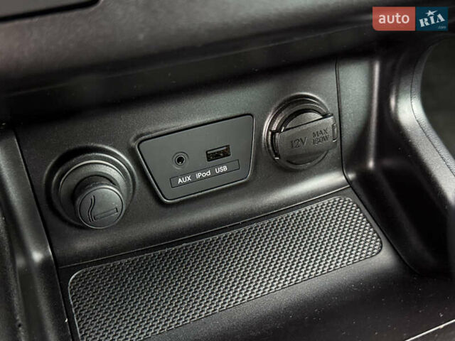 Серый Хендай их35, объемом двигателя 2 л и пробегом 124 тыс. км за 16850 $, фото 57 на Automoto.ua