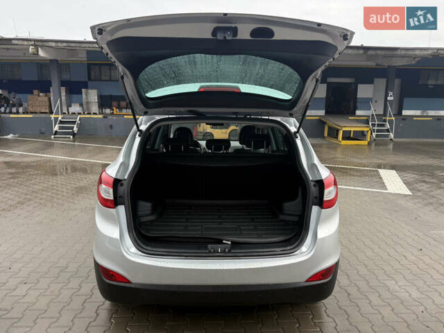 Сірий Хендай іх35, об'ємом двигуна 2 л та пробігом 192 тис. км за 15850 $, фото 36 на Automoto.ua