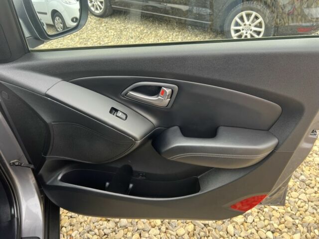 Сірий Хендай іх35, об'ємом двигуна 1.7 л та пробігом 187 тис. км за 14599 $, фото 8 на Automoto.ua