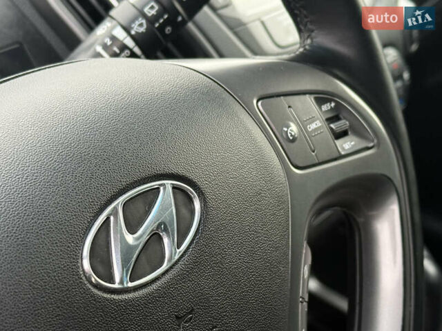 Сірий Хендай іх35, об'ємом двигуна 2 л та пробігом 192 тис. км за 15850 $, фото 55 на Automoto.ua