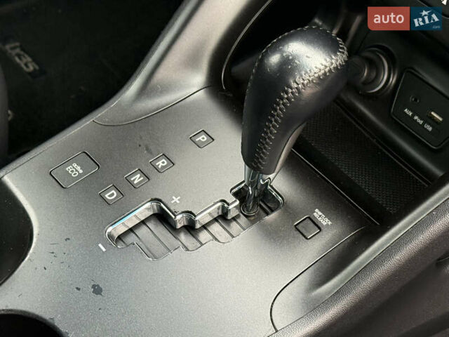 Сірий Хендай іх35, об'ємом двигуна 2 л та пробігом 192 тис. км за 15850 $, фото 50 на Automoto.ua