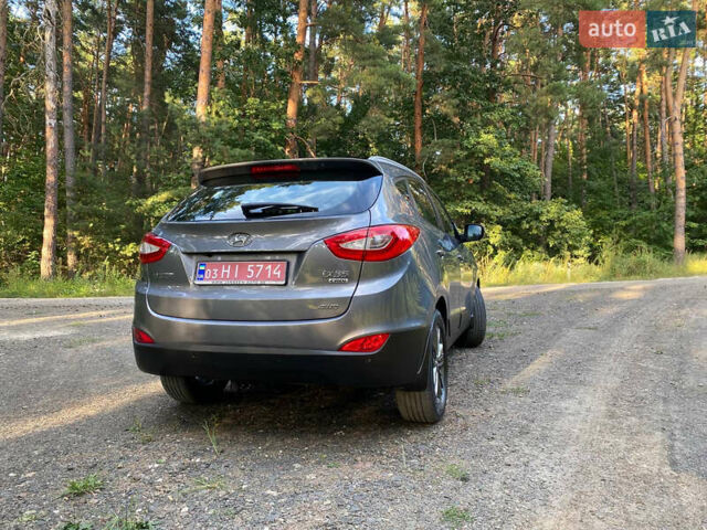 Серый Хендай их35, объемом двигателя 2 л и пробегом 227 тыс. км за 15299 $, фото 11 на Automoto.ua