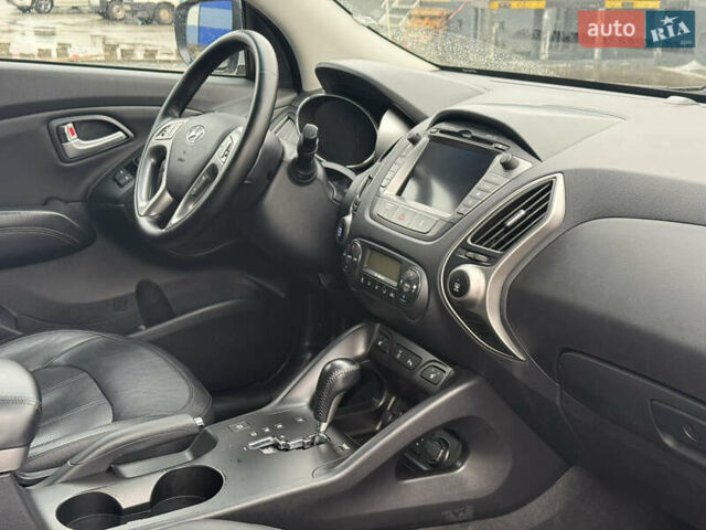Сірий Хендай іх35, об'ємом двигуна 2 л та пробігом 192 тис. км за 15850 $, фото 41 на Automoto.ua
